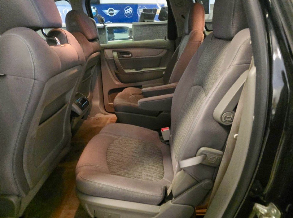 2016 Chevrolet Traverse Image 14