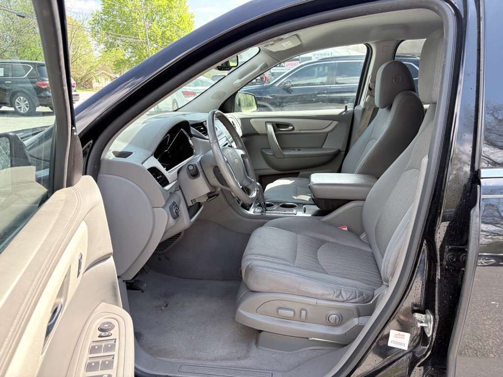2016 Chevrolet Traverse Image 38