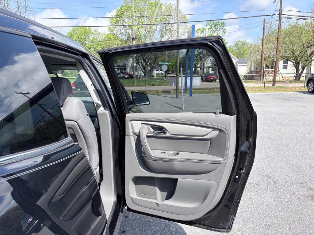 2016 Chevrolet Traverse Image 39