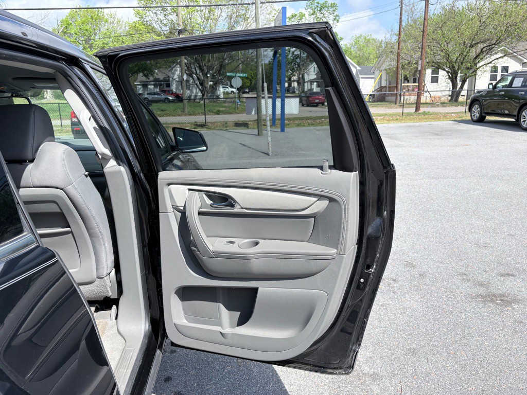 2016 Chevrolet Traverse Image 42