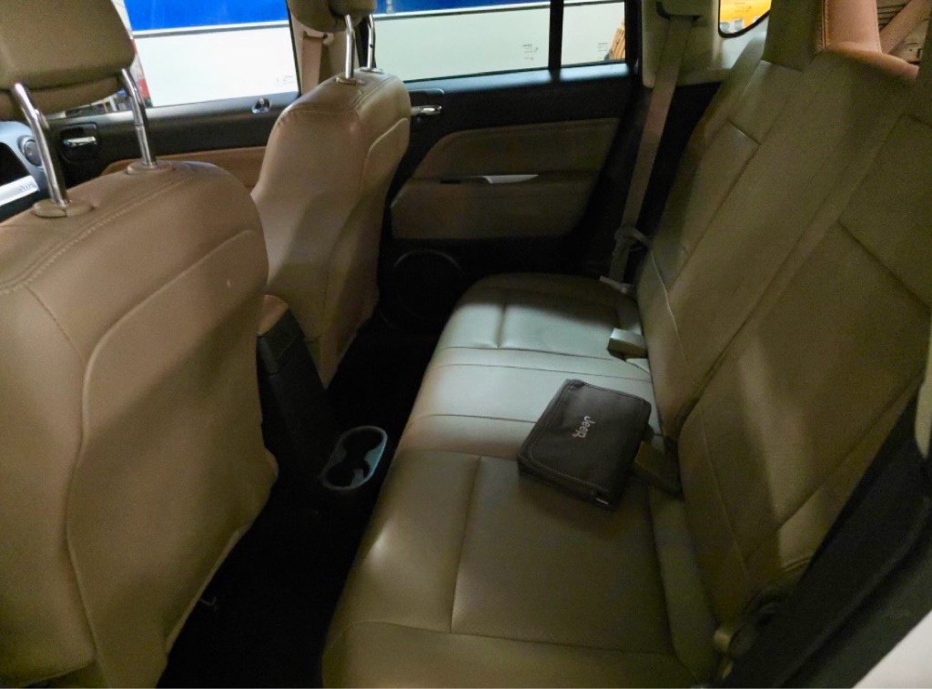 2017 Jeep Compass Image 12