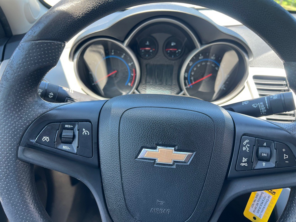 2015 Chevrolet Cruze Image 27