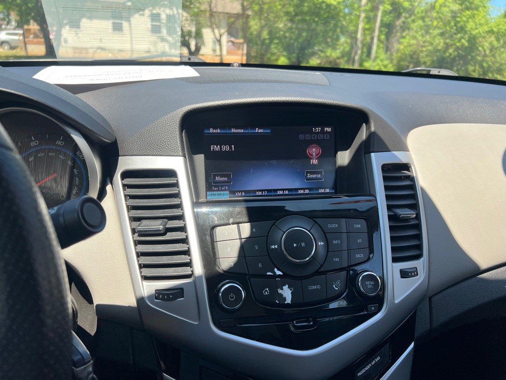 2015 Chevrolet Cruze Image 29