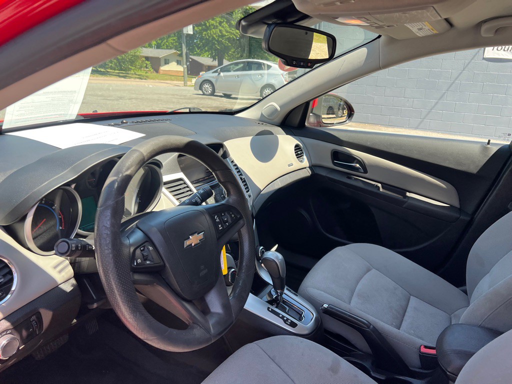 2015 Chevrolet Cruze Image 39