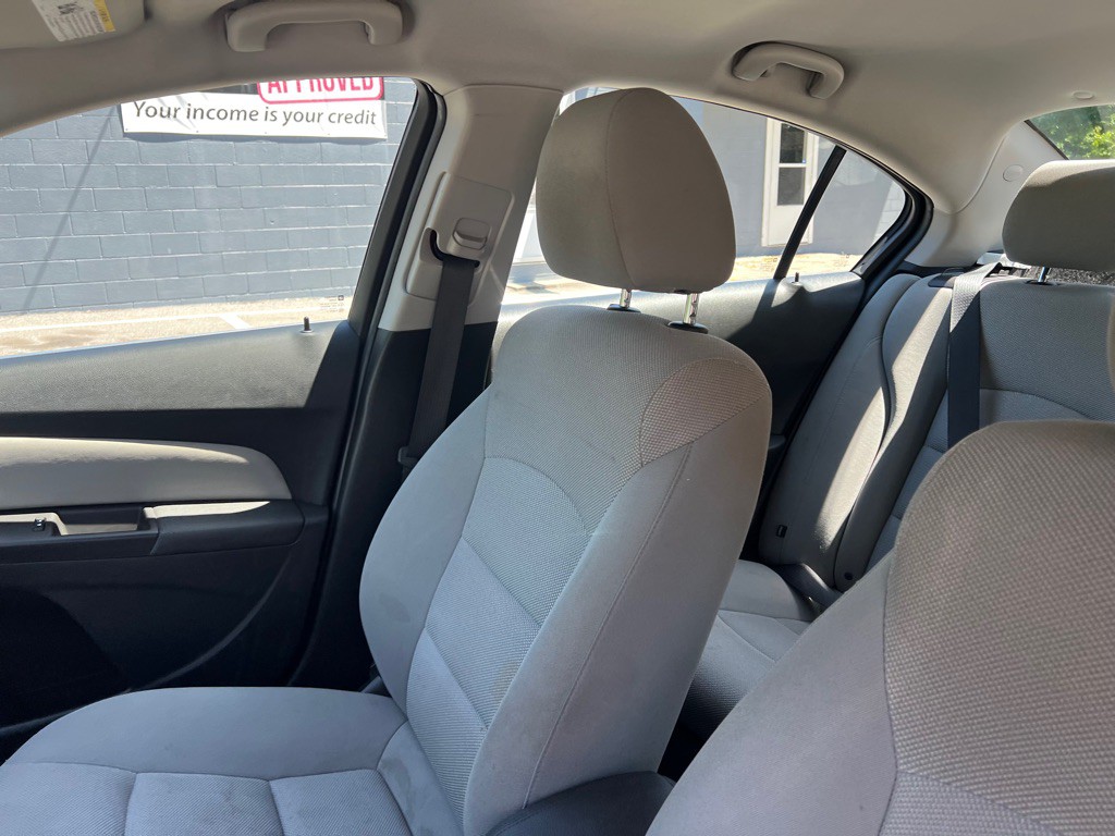 2015 Chevrolet Cruze Image 41