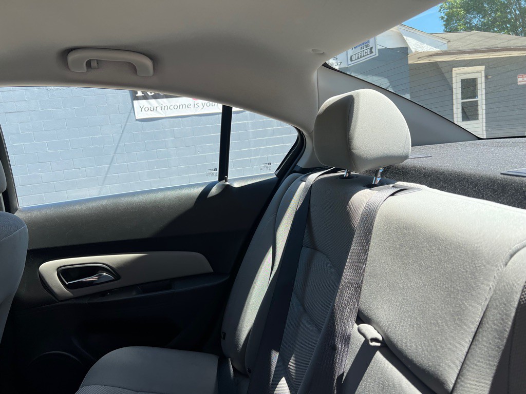 2015 Chevrolet Cruze Image 45