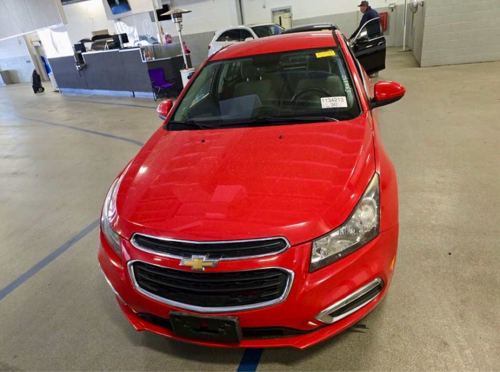 2015 Chevrolet Cruze Image 4