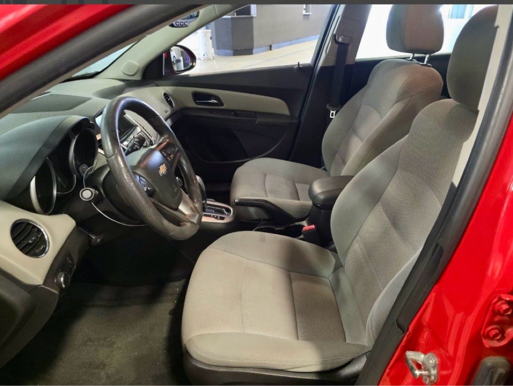 2015 Chevrolet Cruze Image 9