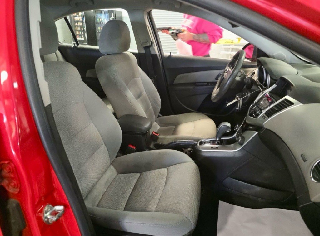 2015 Chevrolet Cruze Image 10