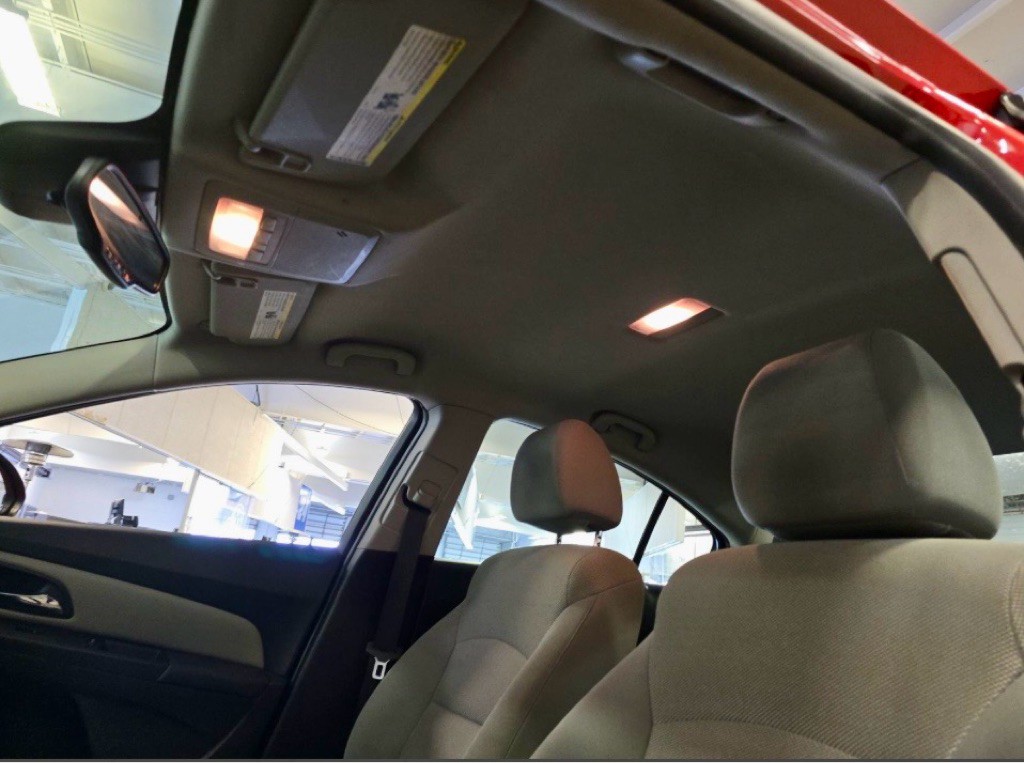 2015 Chevrolet Cruze Image 12