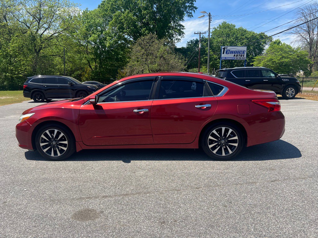 2016 Nissan Altima Image 21