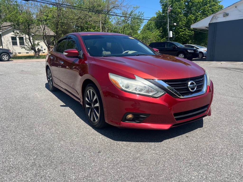 2016 Nissan Altima Image 26
