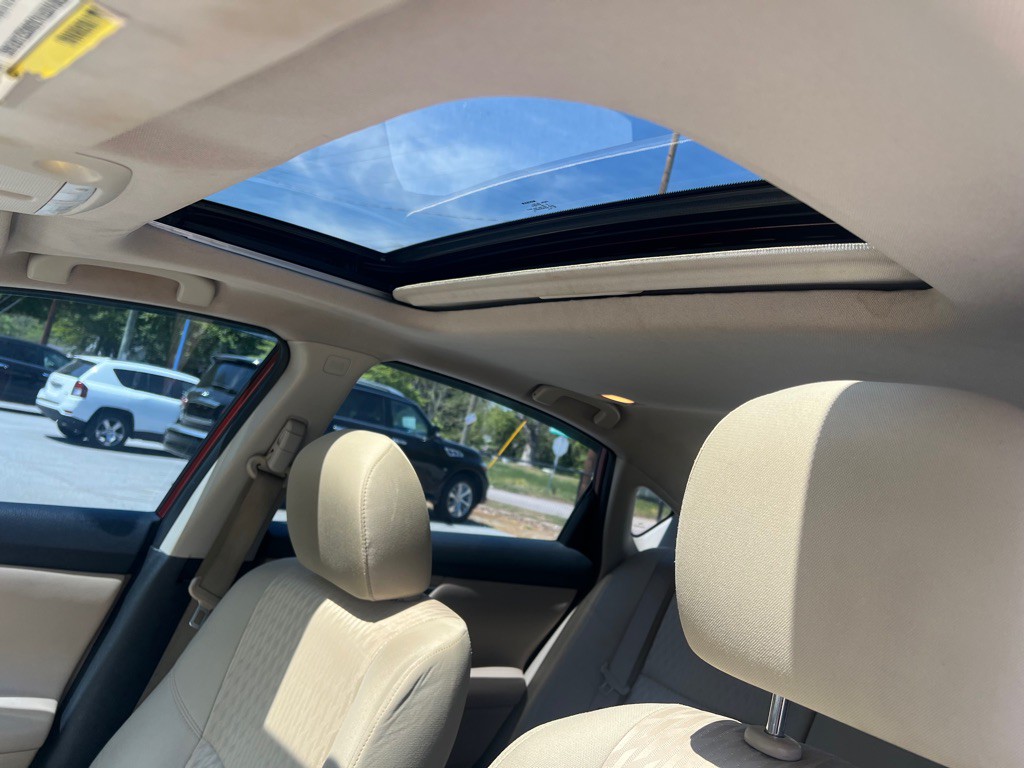 2016 Nissan Altima Image 43