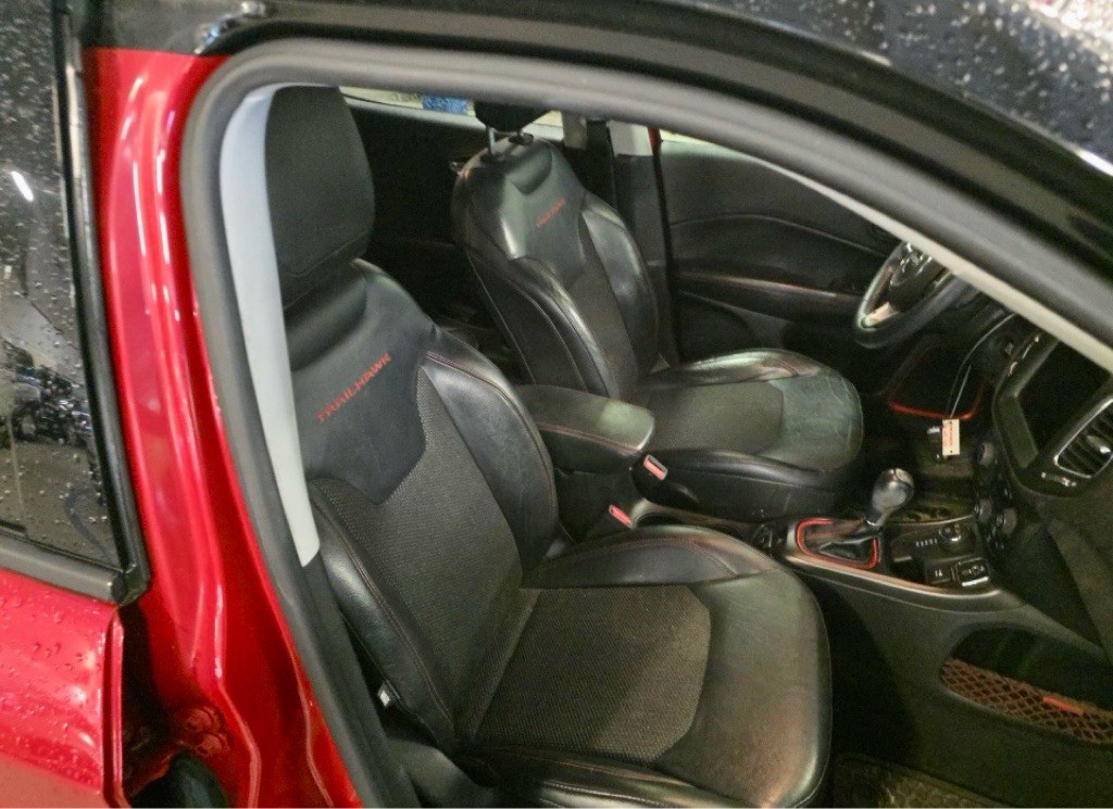2018 Jeep Compass Image 12