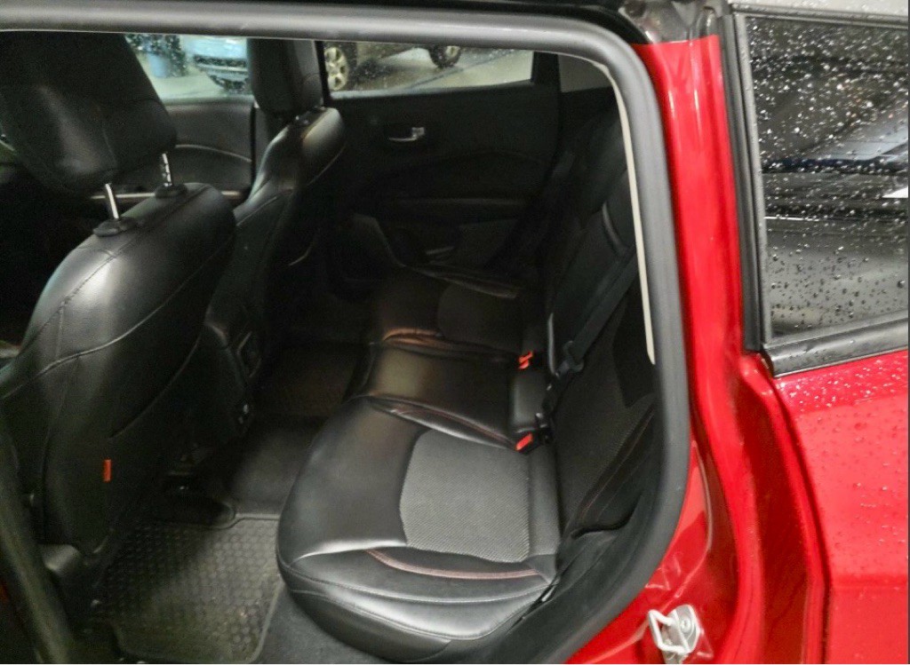 2018 Jeep Compass Image 14