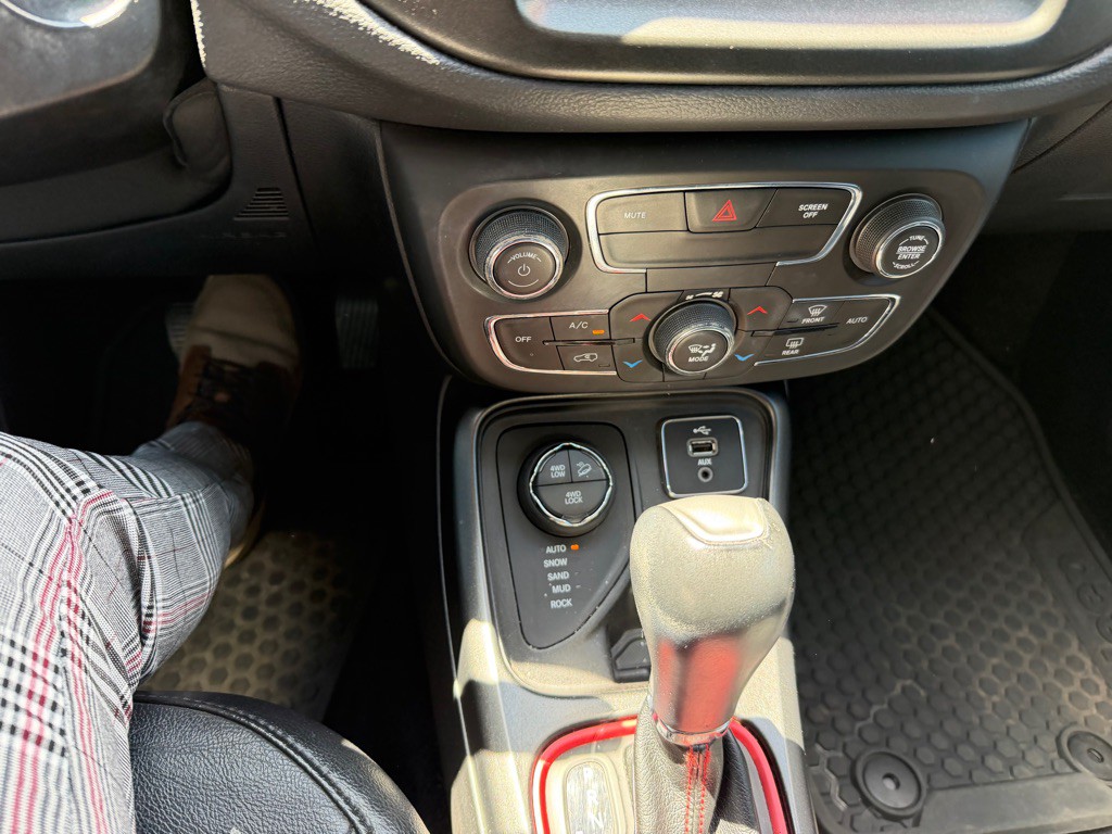 2018 Jeep Compass Image 43