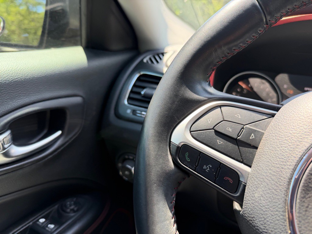 2018 Jeep Compass Image 46