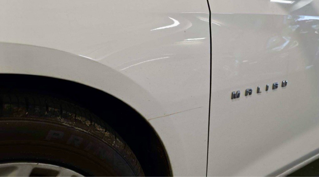 2017 Chevrolet Malibu Image 34