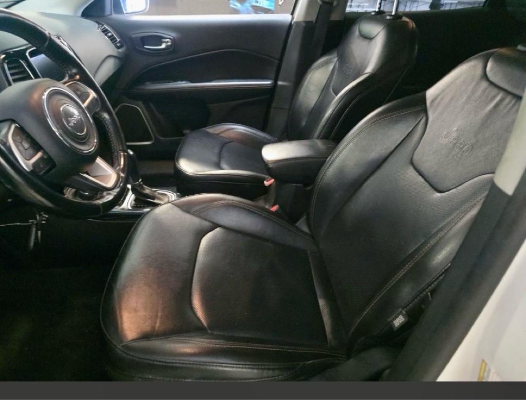 2019 Jeep Compass Image 9