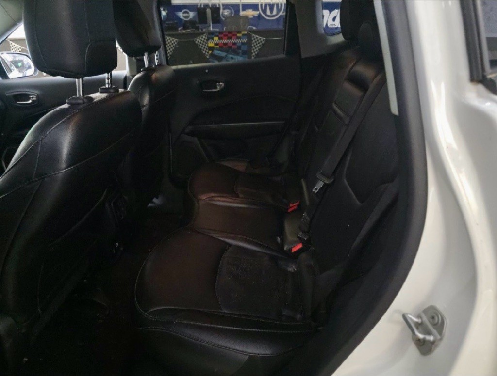 2019 Jeep Compass Image 11