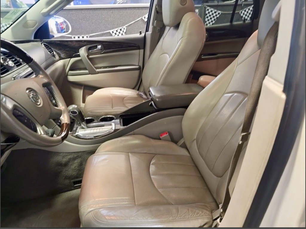 2014 Buick Enclave Image 10