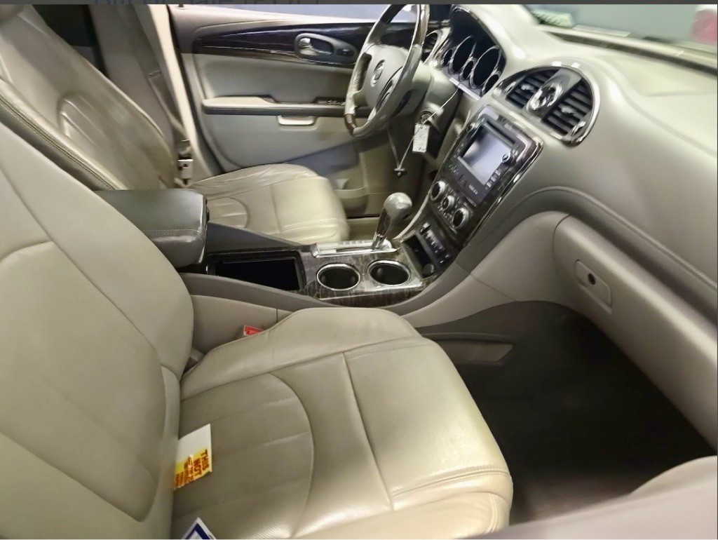 2014 Buick Enclave Image 11