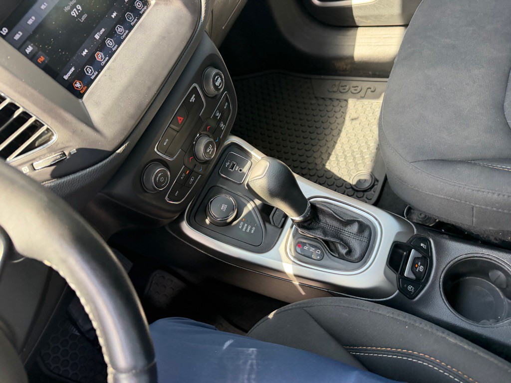 2019 Jeep Compass Image 39