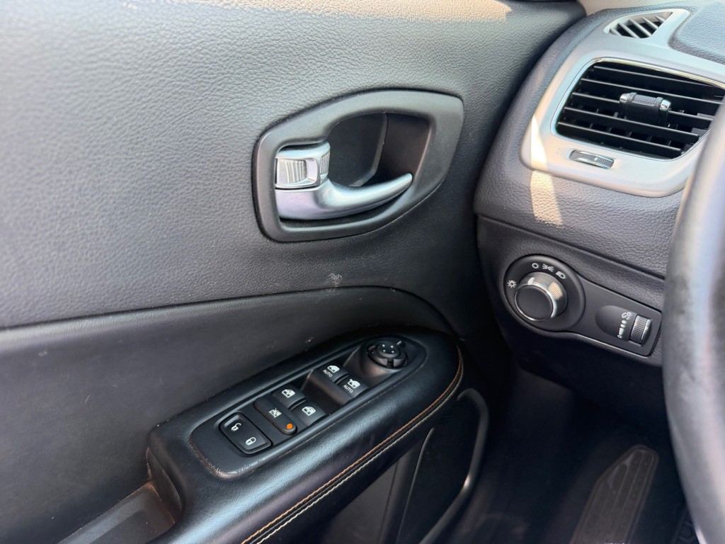 2019 Jeep Compass Image 46