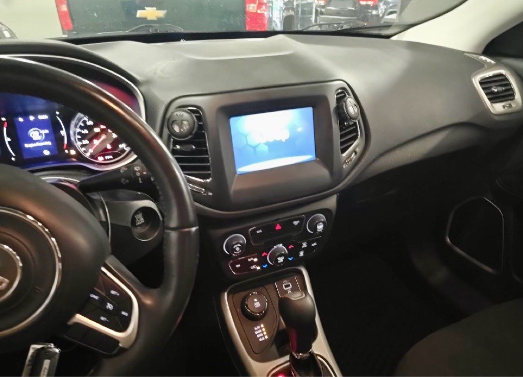 2019 Jeep Compass Image 56
