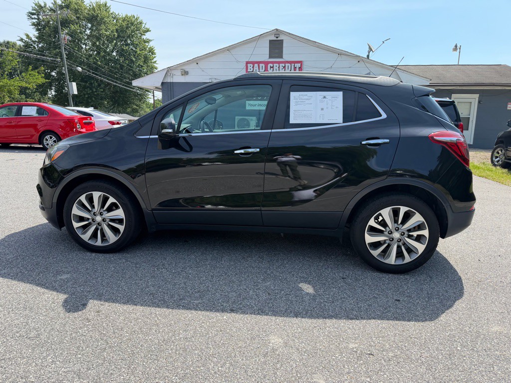 2019 Buick Enclave Image 2