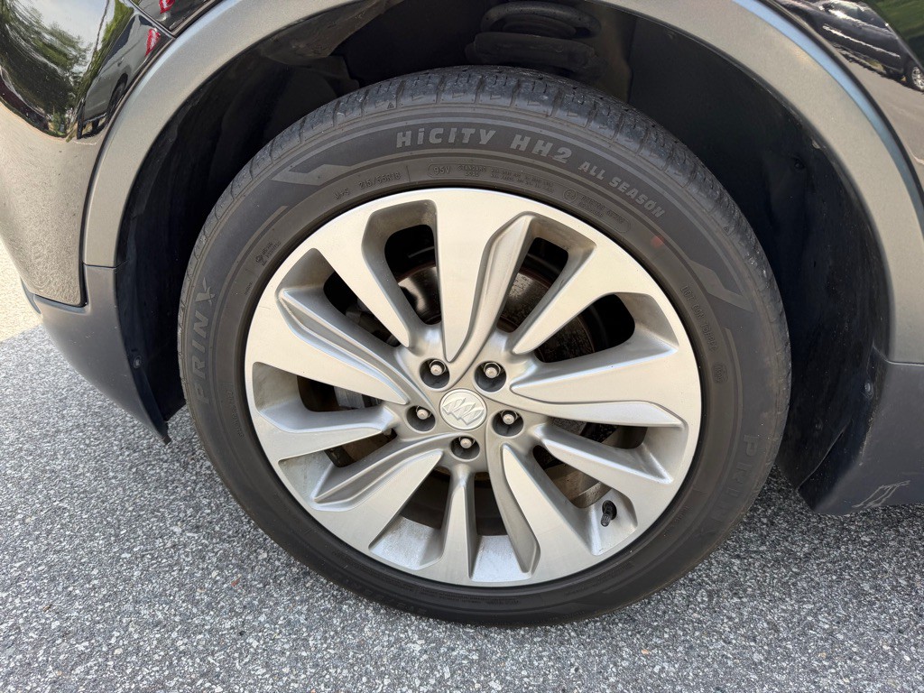 2019 Buick Enclave Image 45