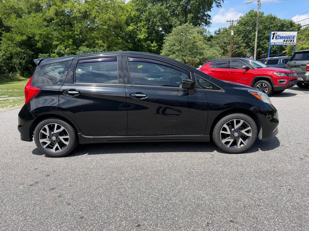 2016 Nissan Versa Image 5