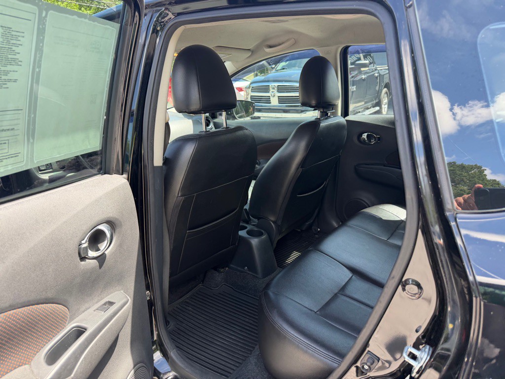 2016 Nissan Versa Image 35