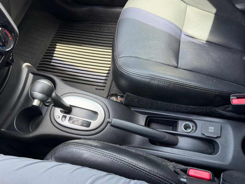 2016 Nissan Versa Image 48