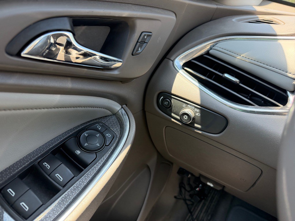 2019 Chevrolet Malibu Image 32