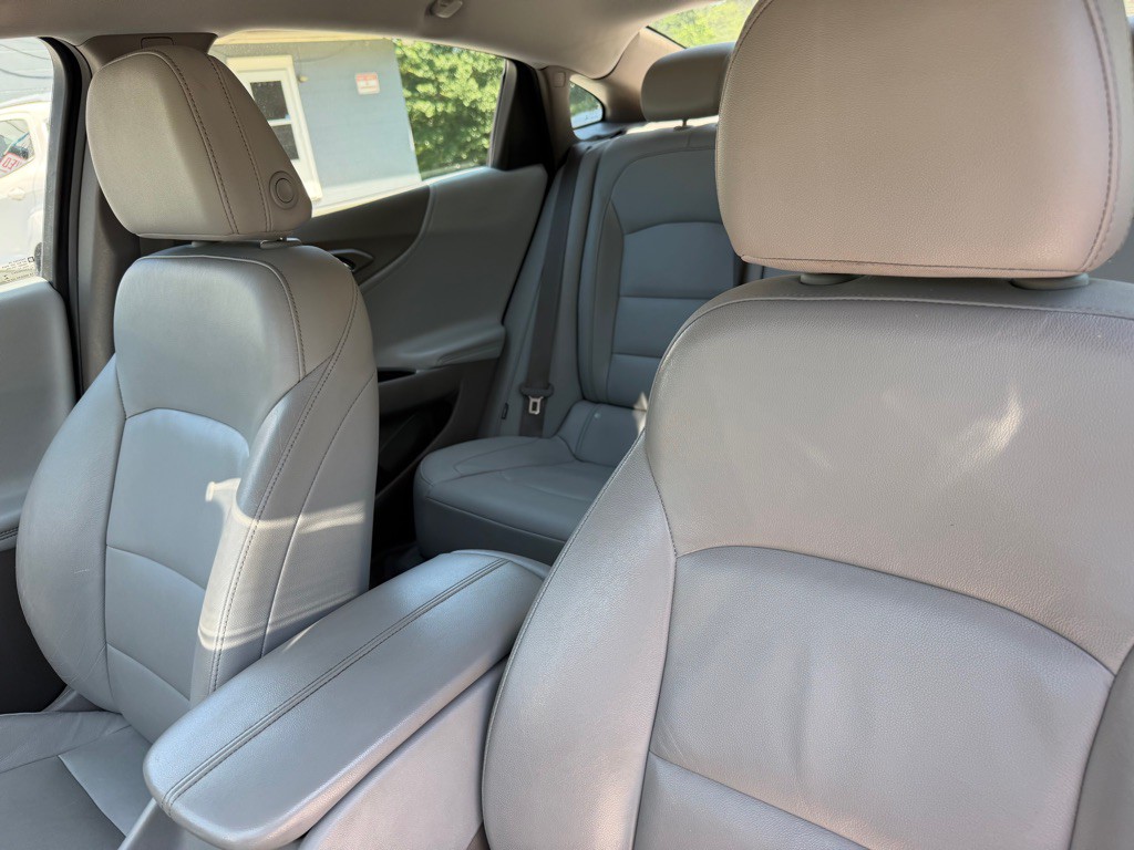 2019 Chevrolet Malibu Image 42