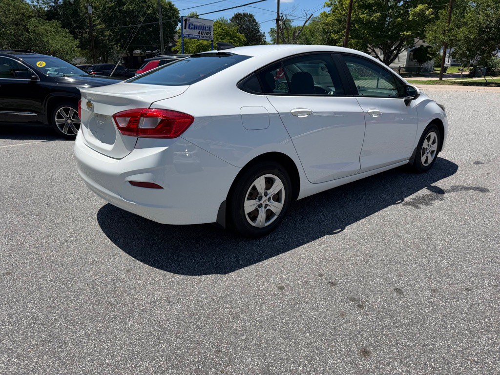 2017 Chevrolet Cruze Image 6