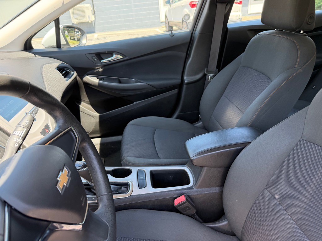 2017 Chevrolet Cruze Image 32