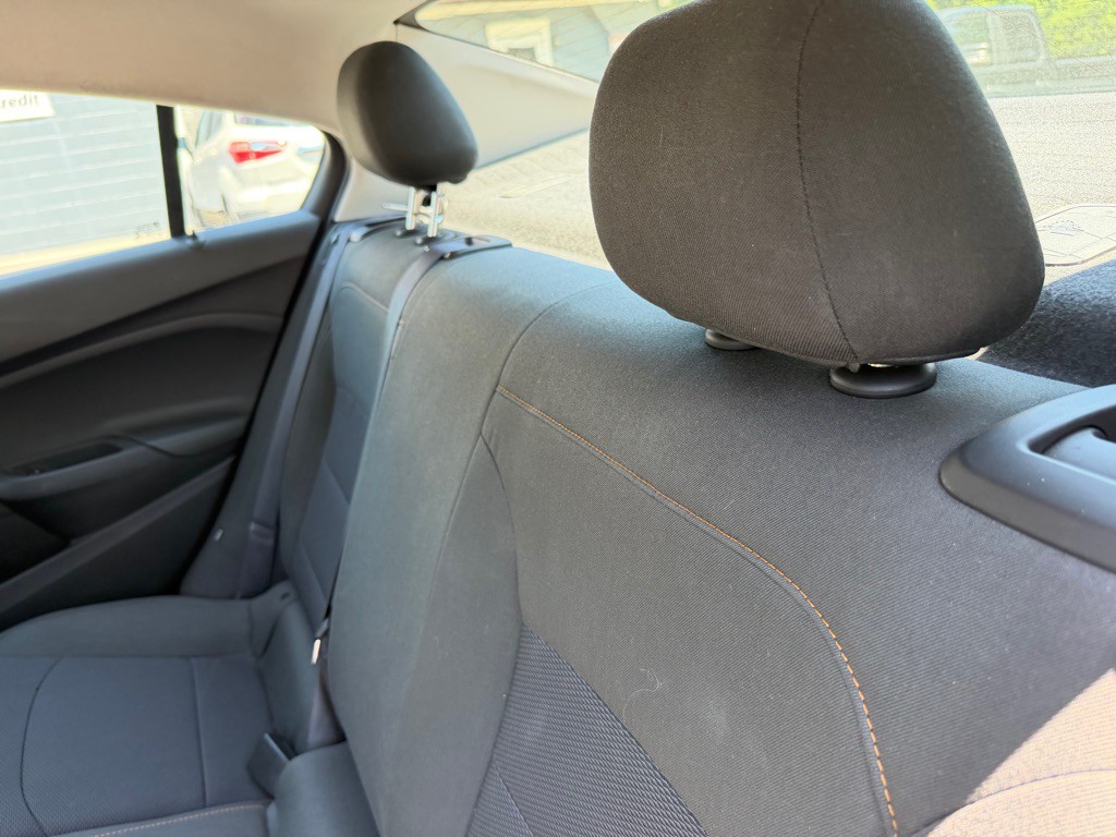 2017 Chevrolet Cruze Image 36