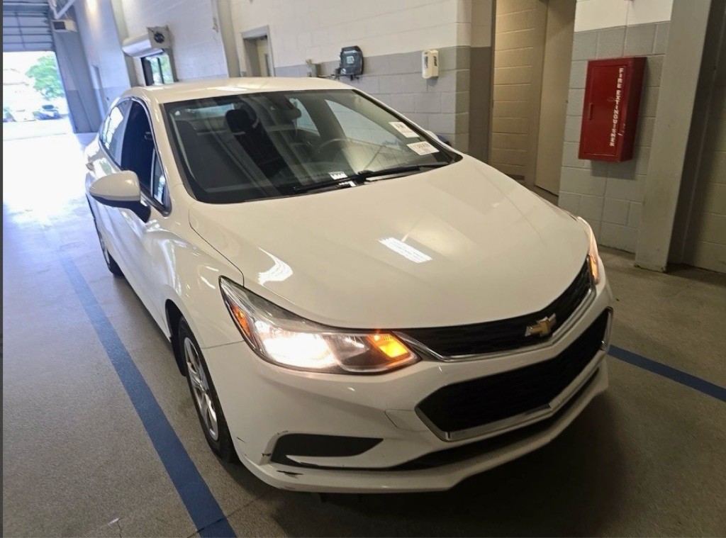 2017 Chevrolet Cruze Image 50