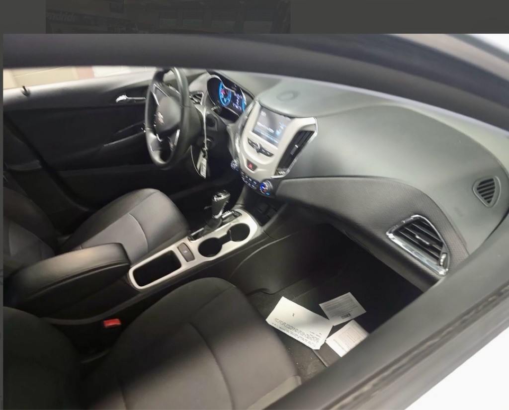 2017 Chevrolet Cruze Image 60