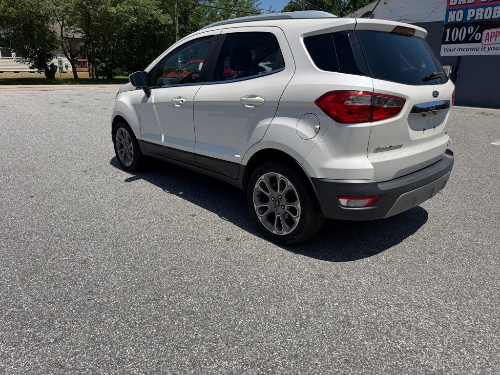 2019 Ford Econoline Image 4