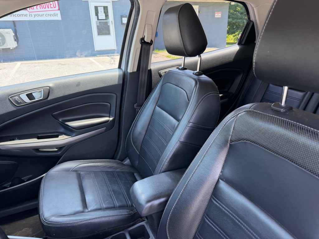 2019 Ford Econoline Image 29