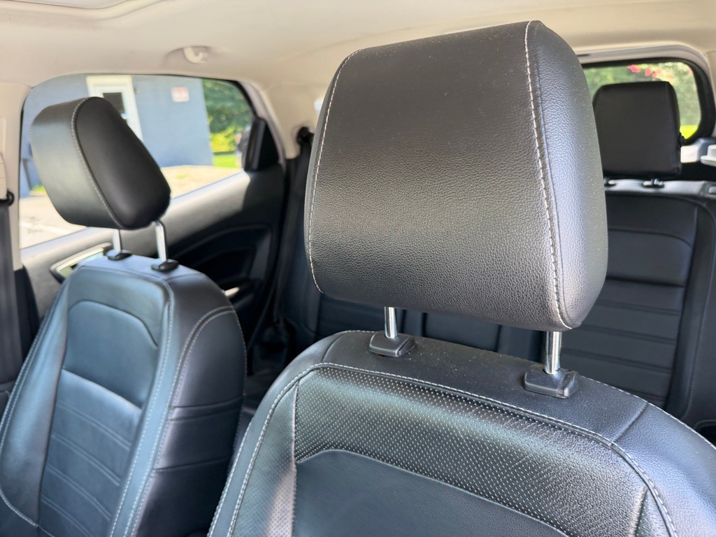 2019 Ford Econoline Image 30