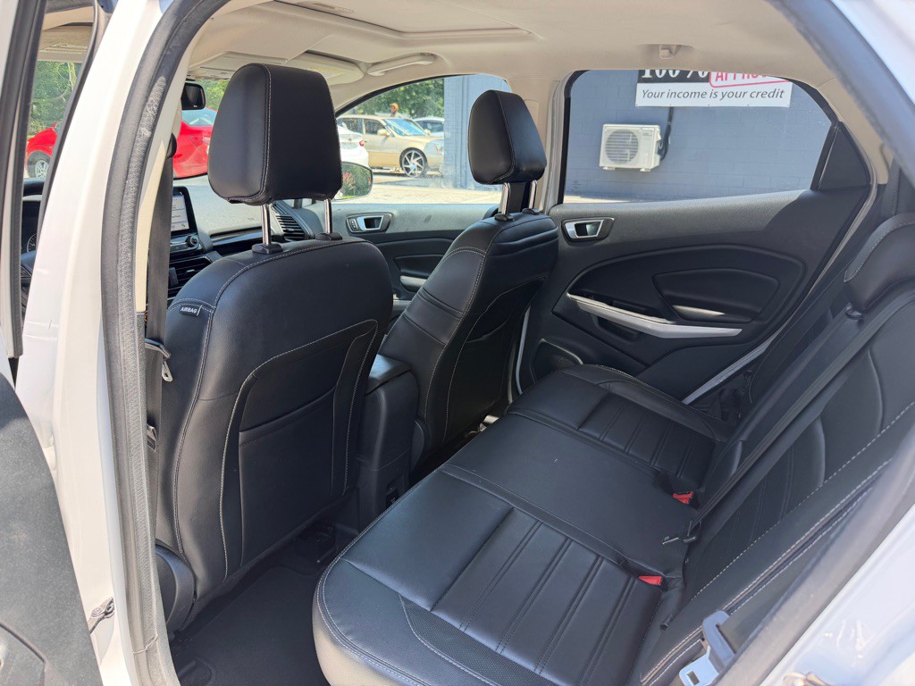 2019 Ford Econoline Image 31