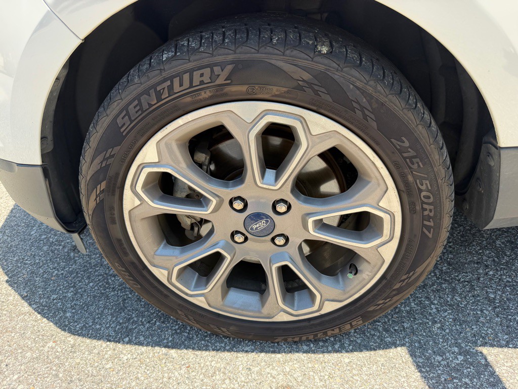 2019 Ford Econoline Image 39