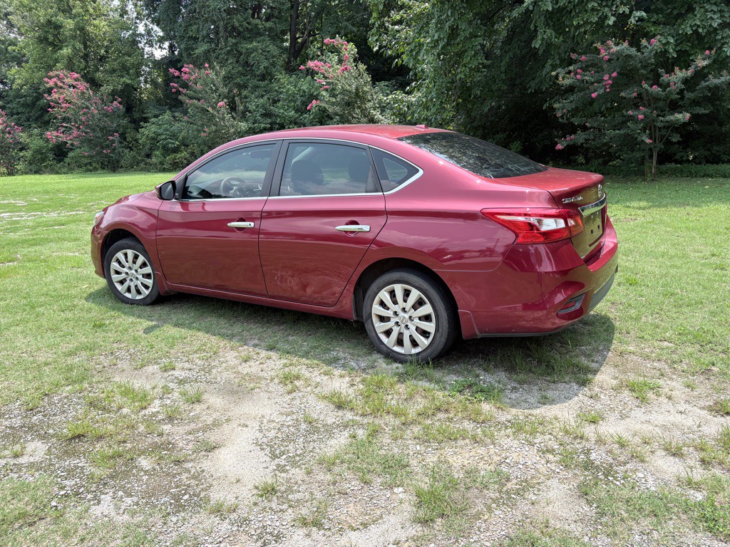 2016 Nissan Sentra Image 6