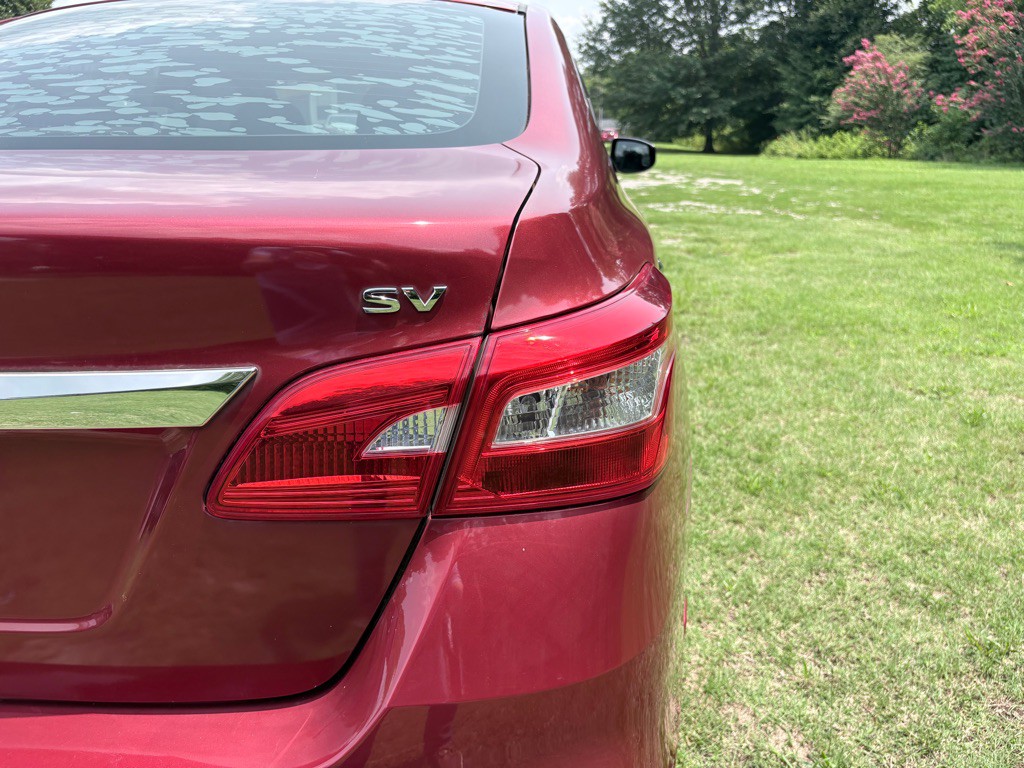 2016 Nissan Sentra Image 42