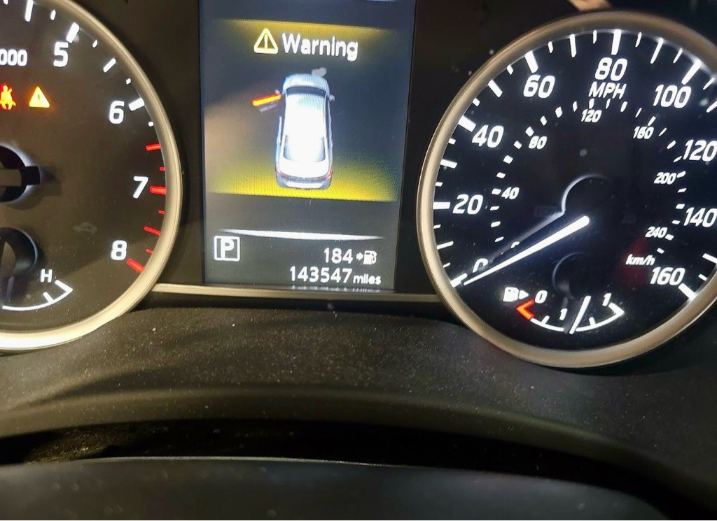 2016 Nissan Sentra Image 56