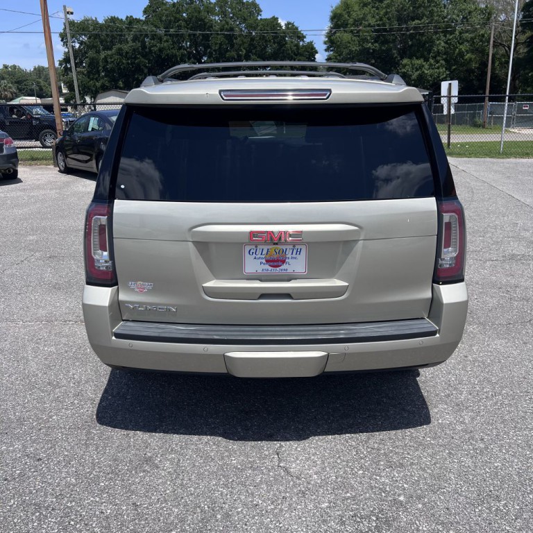 2017 GMC Yukon Image 4